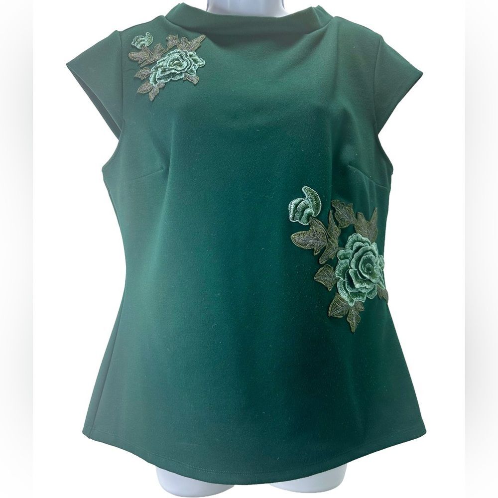 7th Avenue NY&C Vintage Green Floral Embroidered Top Size XL